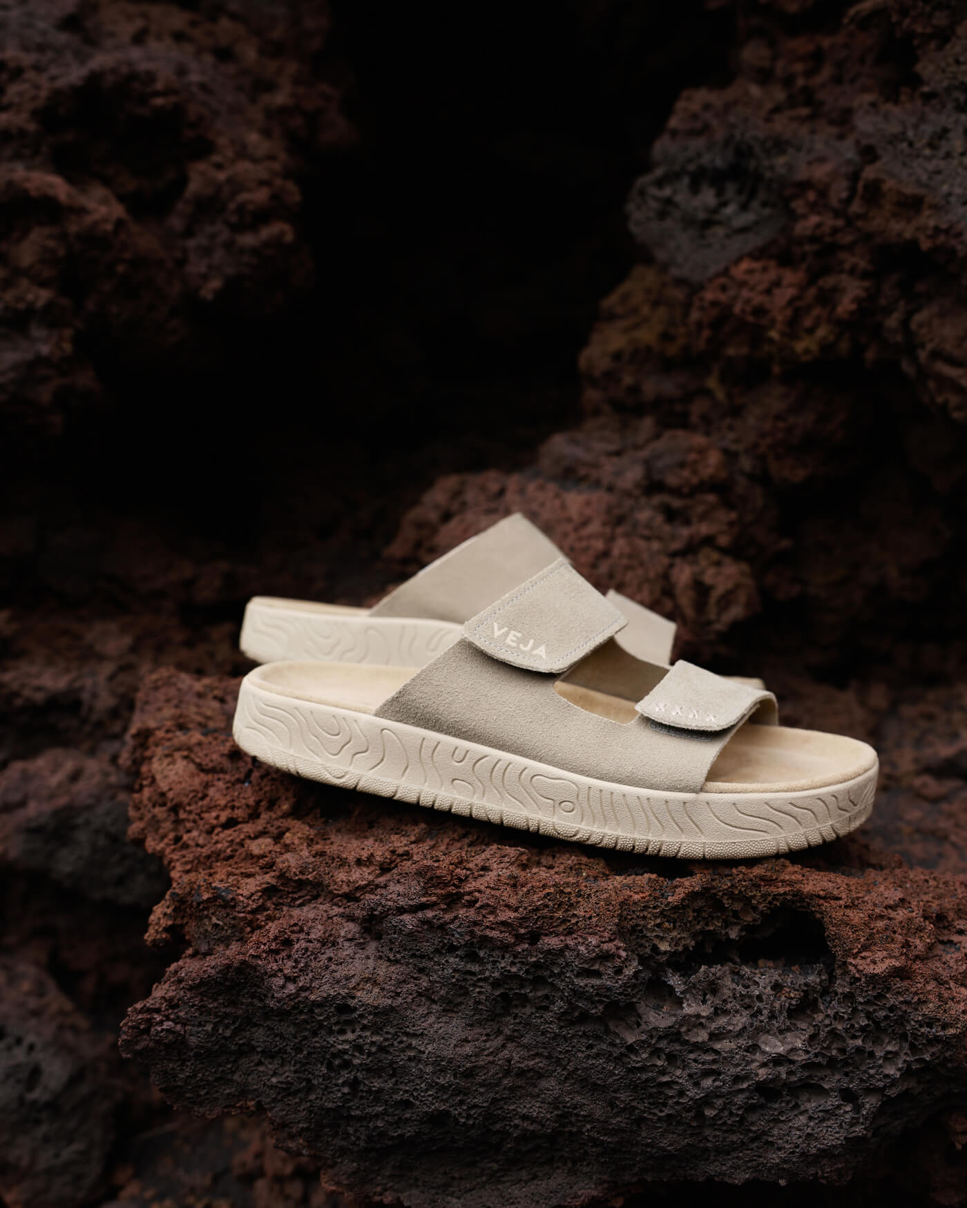 サンダル・ミュール VEJA Etna Sandals - Veja - Leather - Khaki Etna | Sandals for Men | VEJA